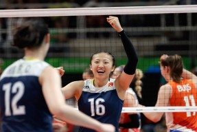 世界杯高清直播观看-冰火德约啸长空